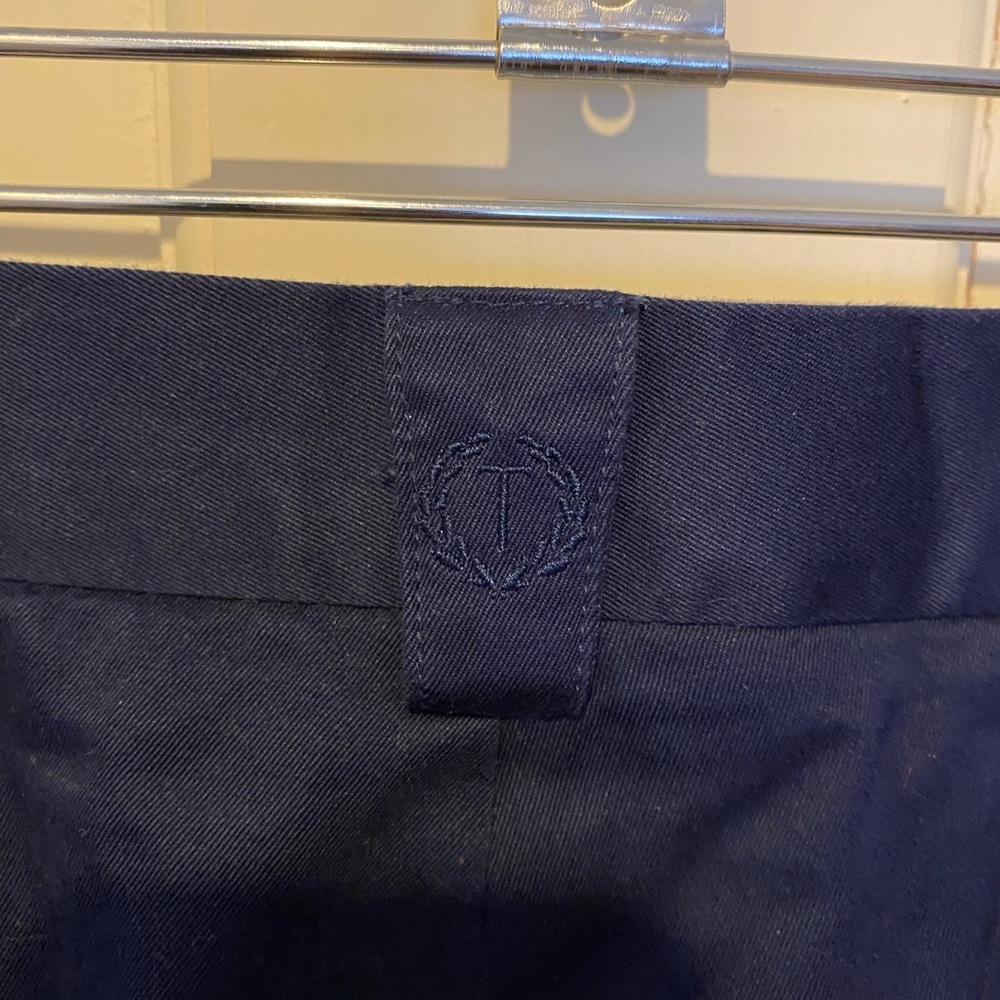 Turnbury Men's Navy Shorts SIZE 38 - Picture 2 of 4